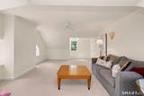24 Saint Johns Place - Photo 8