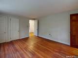 240 Great Neck Road - Photo 17