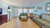 224 West Walk - Photo 4