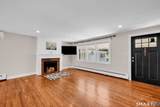 2041 Corbin Avenue - Photo 3