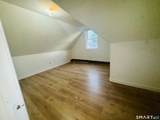 470 Wood Avenue - Photo 9