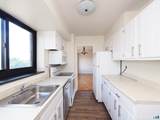 44 Strawberry Hill Avenue - Photo 10