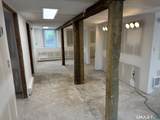 569 Rubber Avenue - Photo 10