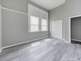 111 Franklin Square - Photo 14