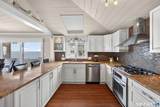 318 Cosey Beach Avenue - Photo 16