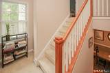 6 Lawrence Avenue - Photo 18