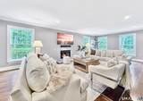 17 Danforth Drive - Photo 5