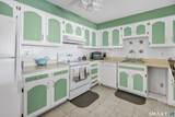 1460 Elm Street - Photo 10
