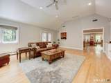 35 Woodsedge Court - Photo 18