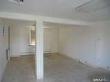979 Farmington Avenue - Photo 3