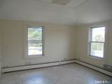 979 Farmington Avenue - Photo 5
