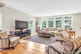 4 Founders Way - Photo 5