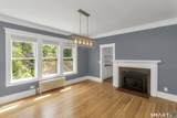 320 Mapleton Avenue - Photo 10