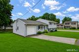 245 Oakwood Drive - Photo 2