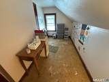 166 Roseleah Avenue - Photo 16