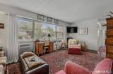 292 Pequot Avenue - Photo 15