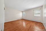 112 Grumman Avenue - Photo 9