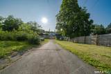 33 Collins Parkway - Photo 32