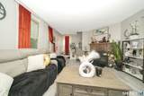 33 Collins Parkway - Photo 6