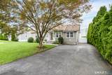 28 Sutton Drive - Photo 4