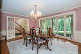 33 Saxon Woods - Photo 12