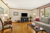 322 Carriage Drive - Photo 7