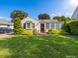 28 Whitecap Road - Photo 2