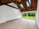 32 Simon Road - Photo 2