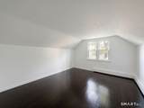 32 Simon Road - Photo 9