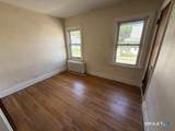 76 Waverly Place - Photo 11