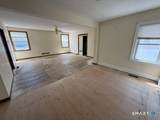 76 Waverly Place - Photo 12