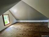 240 Crystal Avenue - Photo 19