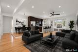 70 Strawberry Hill Avenue - Photo 5
