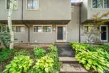 8 Woods Way - Photo 1