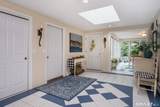 4 Manor Lane - Photo 15