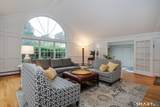 4 Manor Lane - Photo 10