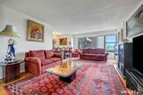 44 Strawberry Hill Avenue - Photo 5