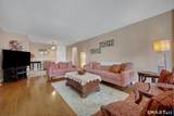 44 Strawberry Hill Avenue - Photo 5
