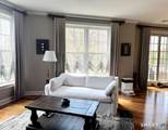 85 Memorial Road - Photo 18