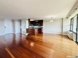44 Strawberry Hill Avenue - Photo 9