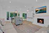 886 Heritage Village - Photo 8