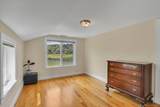 131 Middlesex Avenue - Photo 18