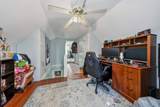 102 Waverly Street - Photo 21