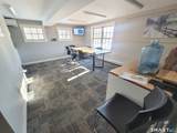 321 Albany Turnpike - Photo 10