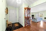 180 Colonial Road - Photo 4