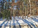 16 Goodell Road - Photo 4