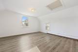 62 Roosevelt Avenue - Photo 12