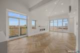 586 Thames Street - Photo 8