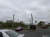 244 Queen Street - Photo 3