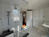 15 Grand Street - Photo 28